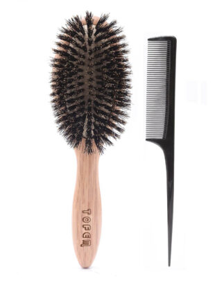 Bristle Oval Hair Brush provides a comfortable grip.